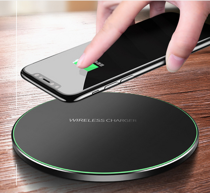 Azura™ Wireless Magnetic Pad Charger